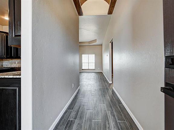 4th image of 905 County Street 2932