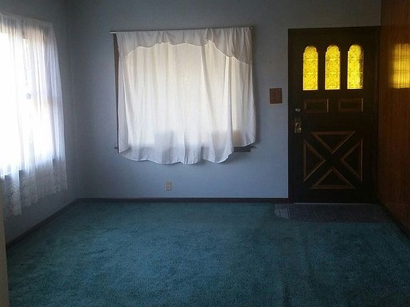 2nd image of 16022 Cottage Grove Ave