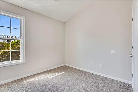 762 Commerce Blvd — Photo 11