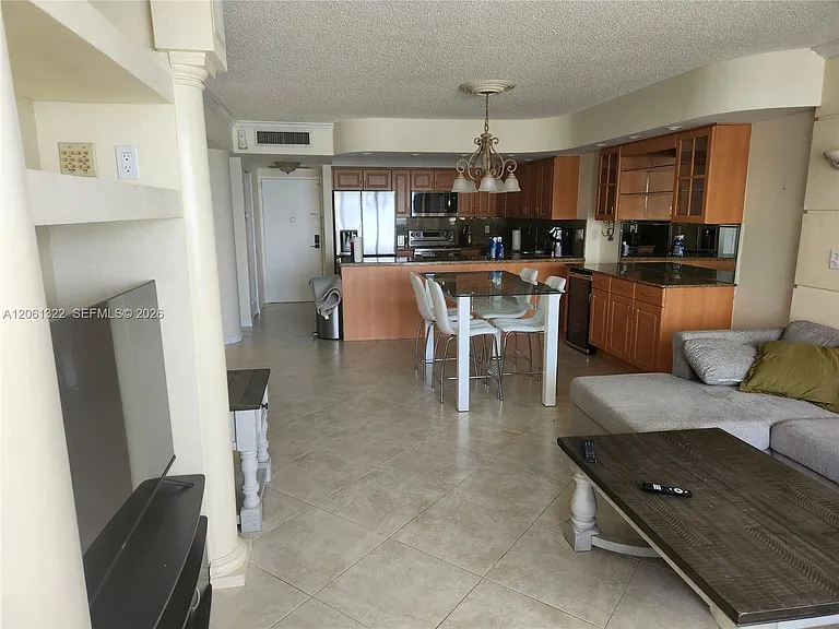 3725 S Ocean Dr #1108 — Photo 8