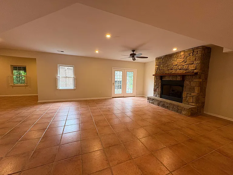 1151 Fieldview Dr — Photo 53