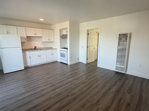 1810 E 25th St #301 & 401, Oakland, CA 94606