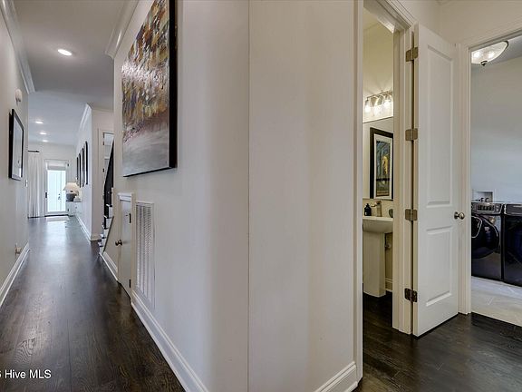 2nd image of 55 Fulton Street