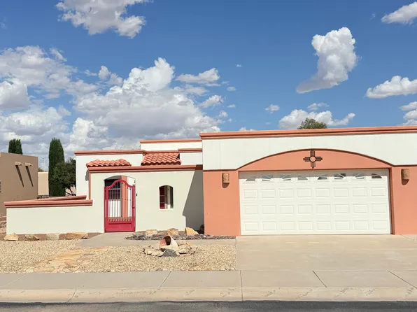 2915 Hood Dr SE, Deming, NM 88030