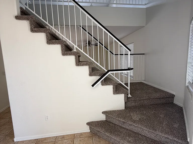 21846 N 40th Way — Photo 16