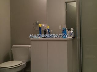 17 Greylock Rd #1A, Allston, MA 02134