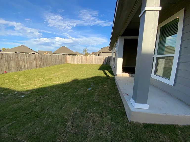 5208 Leaning Tree Dr — Photo 23