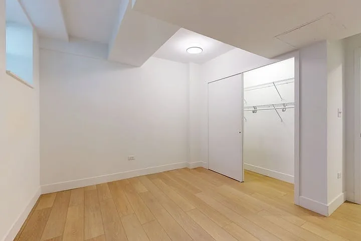 5700 S. Blackstone Avenue — Photo 47