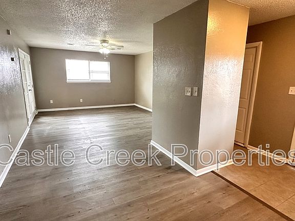 3rd image of 1803 Fox Ave
