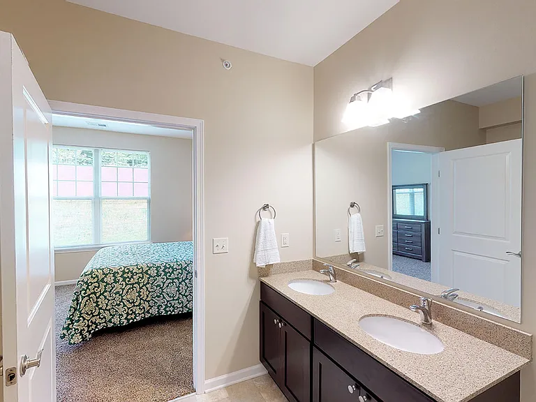 Fairlawn Hills — Photo 14