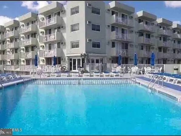 225 E Wildwood Ave #323, Wildwood, NJ 08260