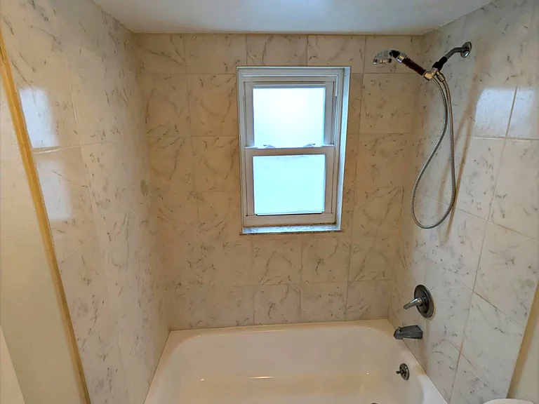 11005 Kenbrook Dr — Photo 15