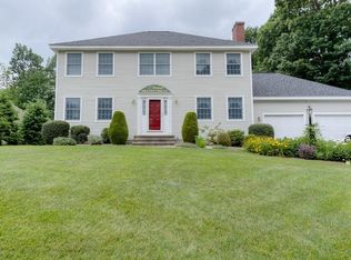 7 Hultin Cir, Holden, MA 01520