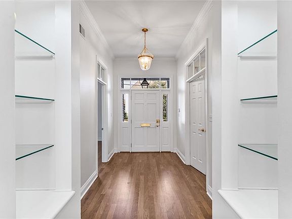 5th image of 308 Ridgeway Dr