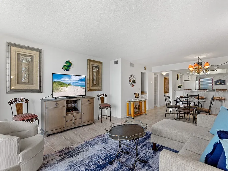 4141 Ocean Dr #402 — Photo 7