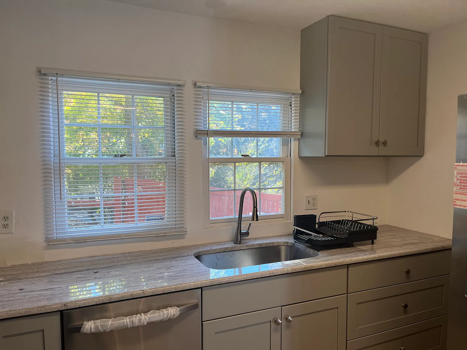 2 bed, 768 sqft, $1,800 — Photo 2