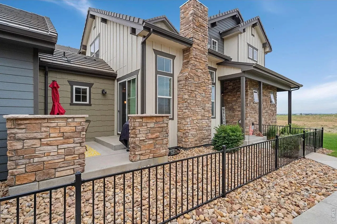 4 bed, 3.5 bath, 3424 sqft, $3,600 — Photo 3
