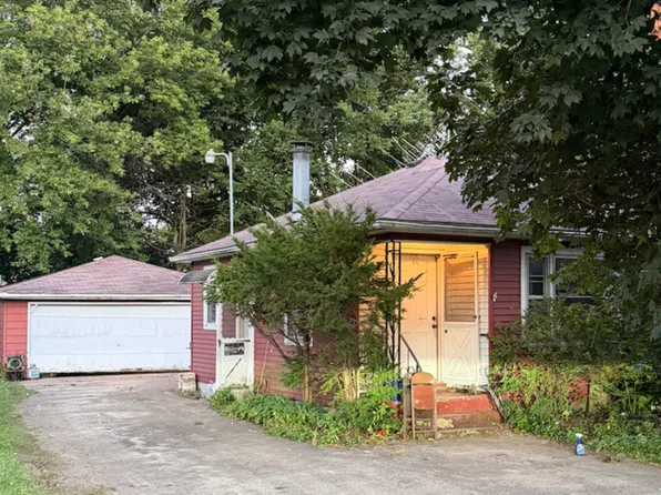 1330 Gates St, Montgomery, IL 60538