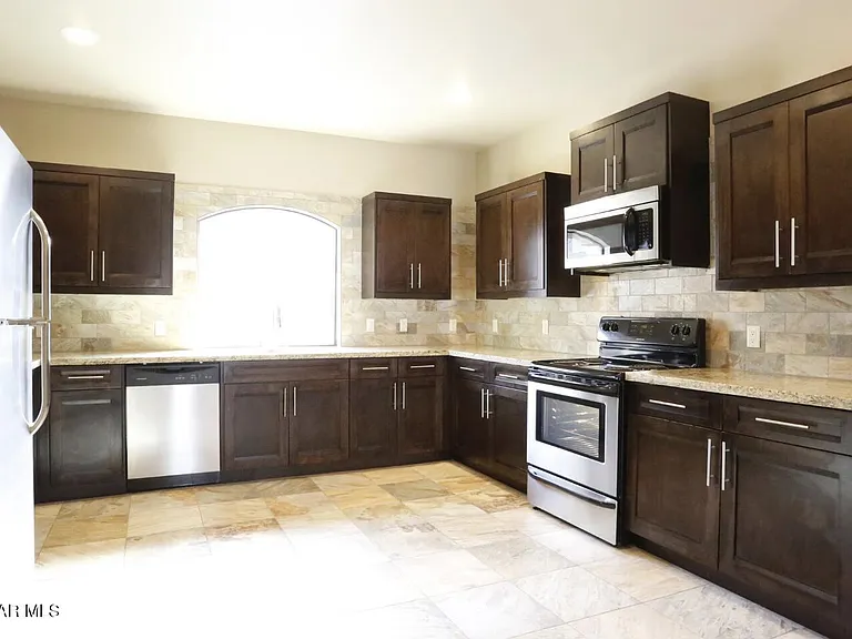 5501 N Stanton St #18 — Photo 7