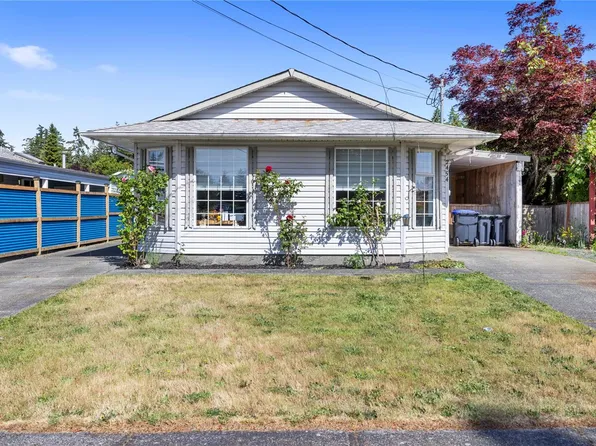 2454 5th St E, Courtenay, BC V9N 8J2