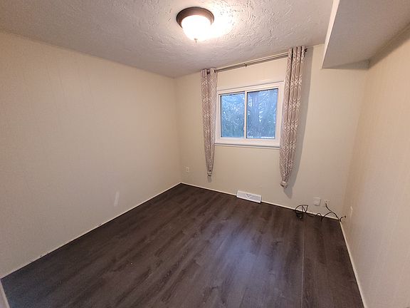 5th image of 5480 Kilbourne Dr