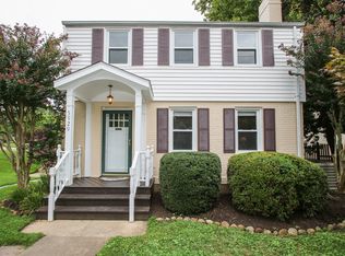 5929 10th Rd N, Arlington, VA 22205