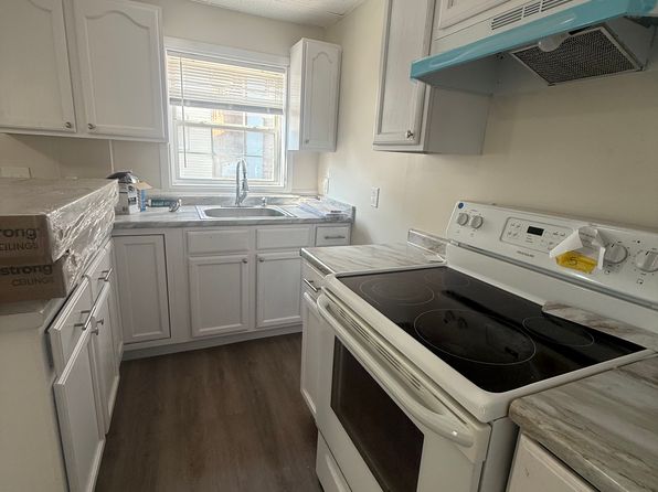 2128 Saint Michael St #2