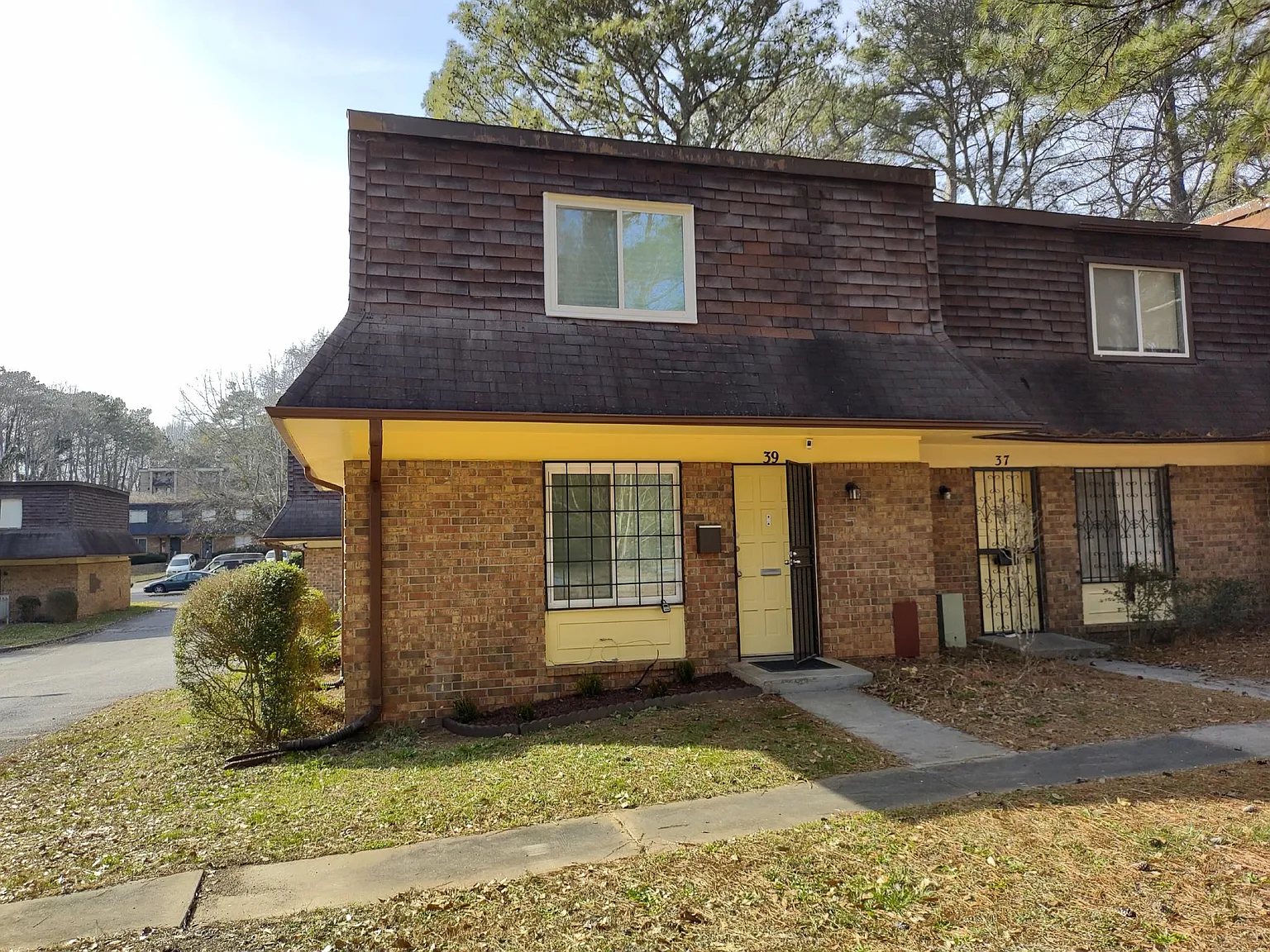 39 Peyton Pl SW — Photo 2