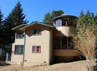 1520 Elk Ridge Rd, Redway, CA 95560