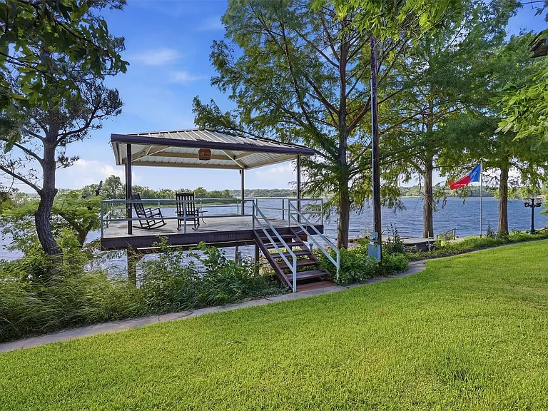 3218 Sunrise Ct — Photo 31
