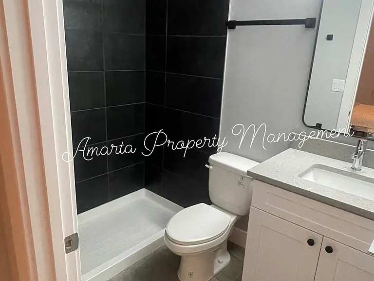 1032 Park Rd NW #1-3 — Photo 6