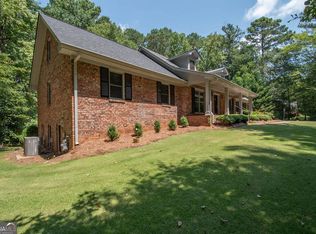 335 Marilyn Dr W, Fayetteville, GA 30214