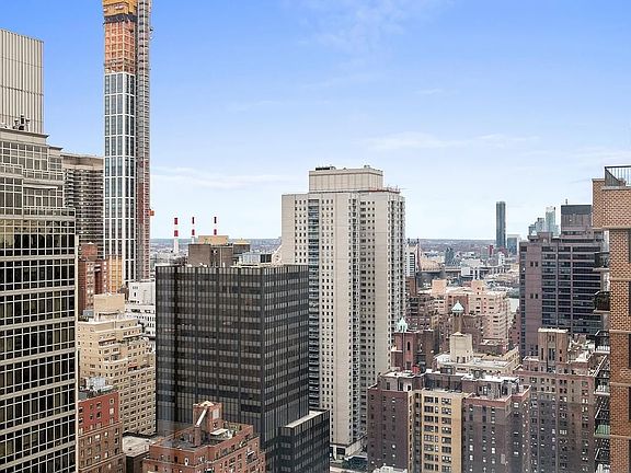 3rd image of 250 E 54th St APT 31B