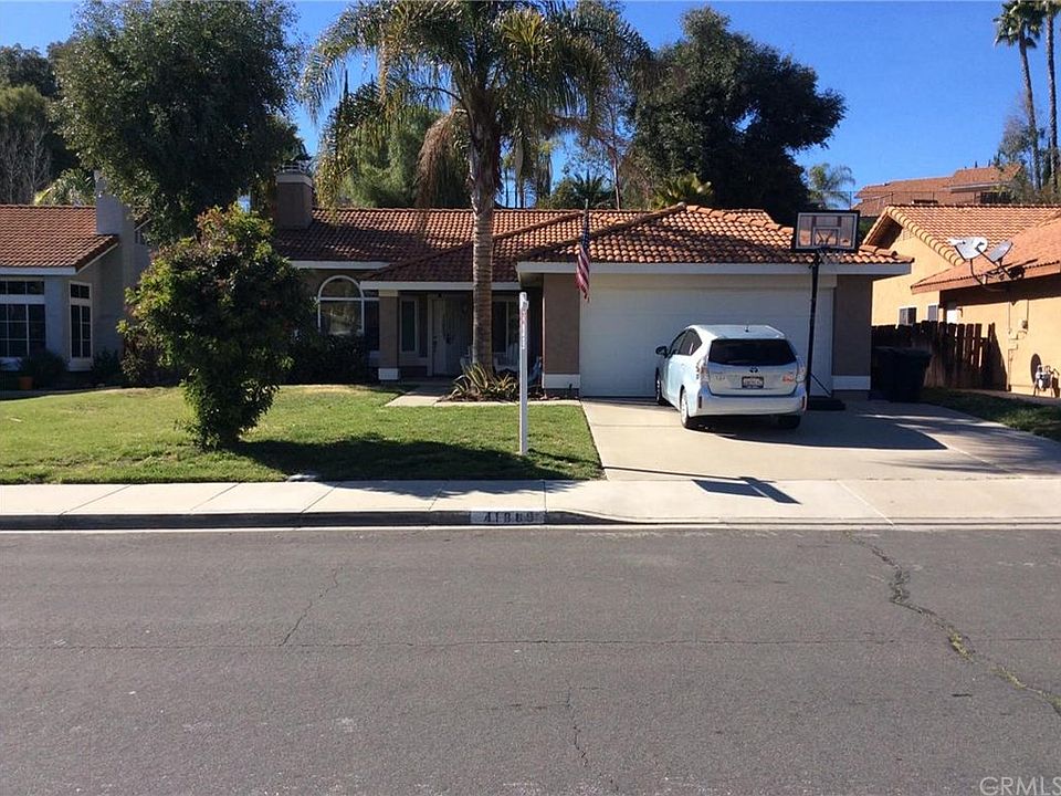 1st image of 41889 Skywood Dr