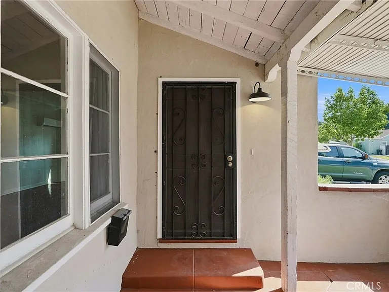 5915 Morrill Ave — Photo 6