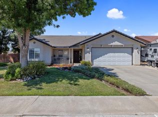 3158 Hickory Ct, Hanford, CA 93230