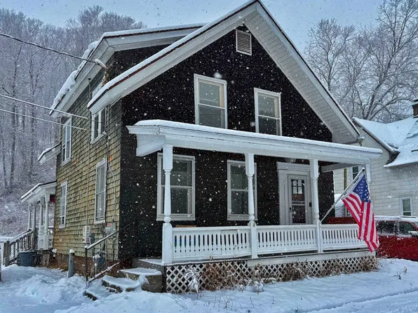 8 Water St, Greenfield, MA 01301