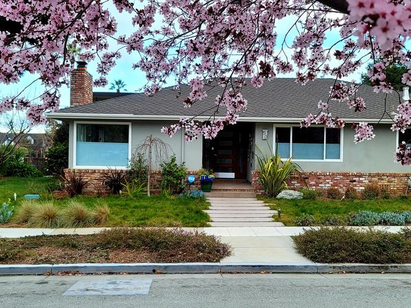50 Hayward Ave