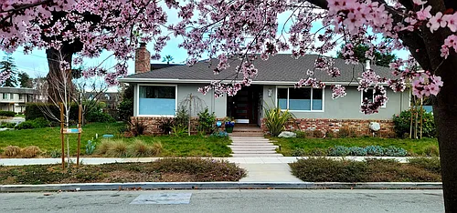 50 Hayward Ave Photo 1