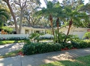 417 Belleview Blvd, Belleair, FL 33756