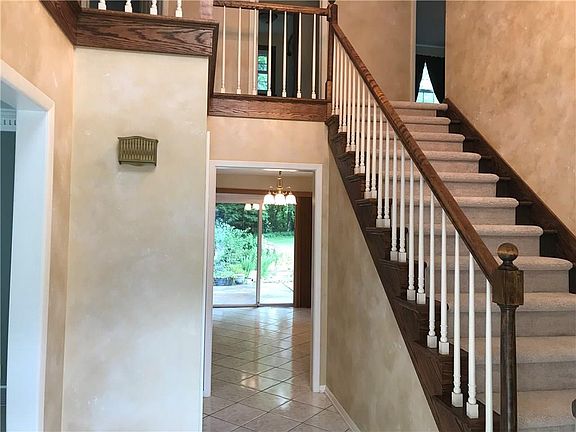 3rd image of 3465 Culpepper Dr