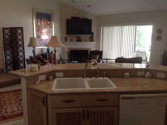 5th image of 693 Malta Ct NE #104