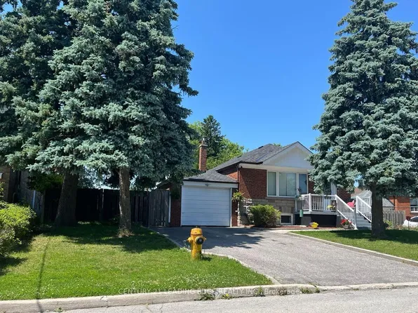 98 W Flora Dr, Toronto, ON M1P 1A6