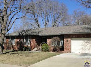 6258 SW 23rd St, Topeka, KS 66614