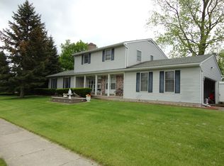 934 Chesley Dr, Lansing, MI
