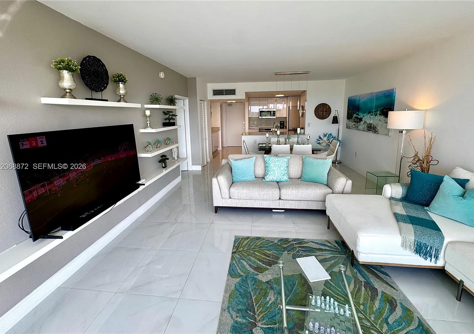 Harbour House — Photo 2