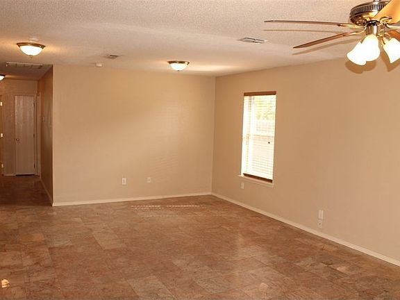 3rd image of 3126 Lazy Palm Dr N