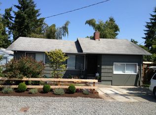 719 9th St SW, Puyallup, WA 98371