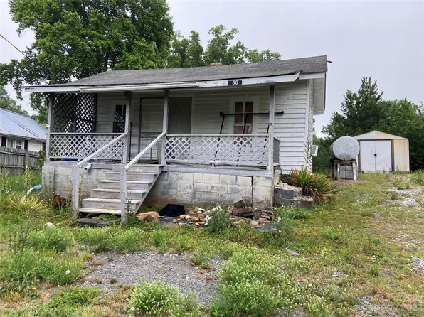 50 Grove St, Marion, NC 28752