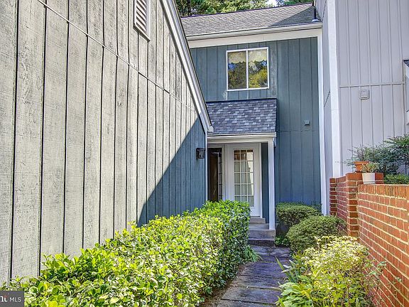 3rd image of 20724 Highland Hall Dr